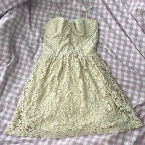 Beige Lace A&F Dress